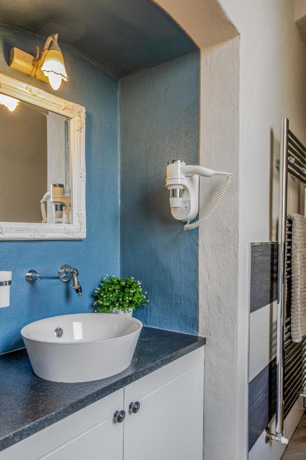B&B Magnolia Cannobio Bagian luar foto