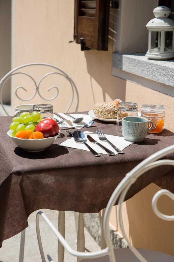 B&B Magnolia Cannobio Bagian luar foto